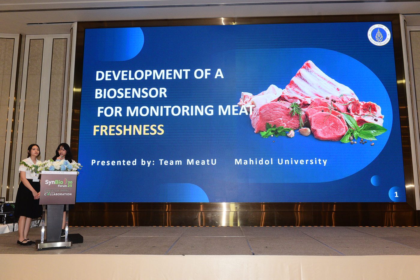 Team presentation at SynBio Forum 2025