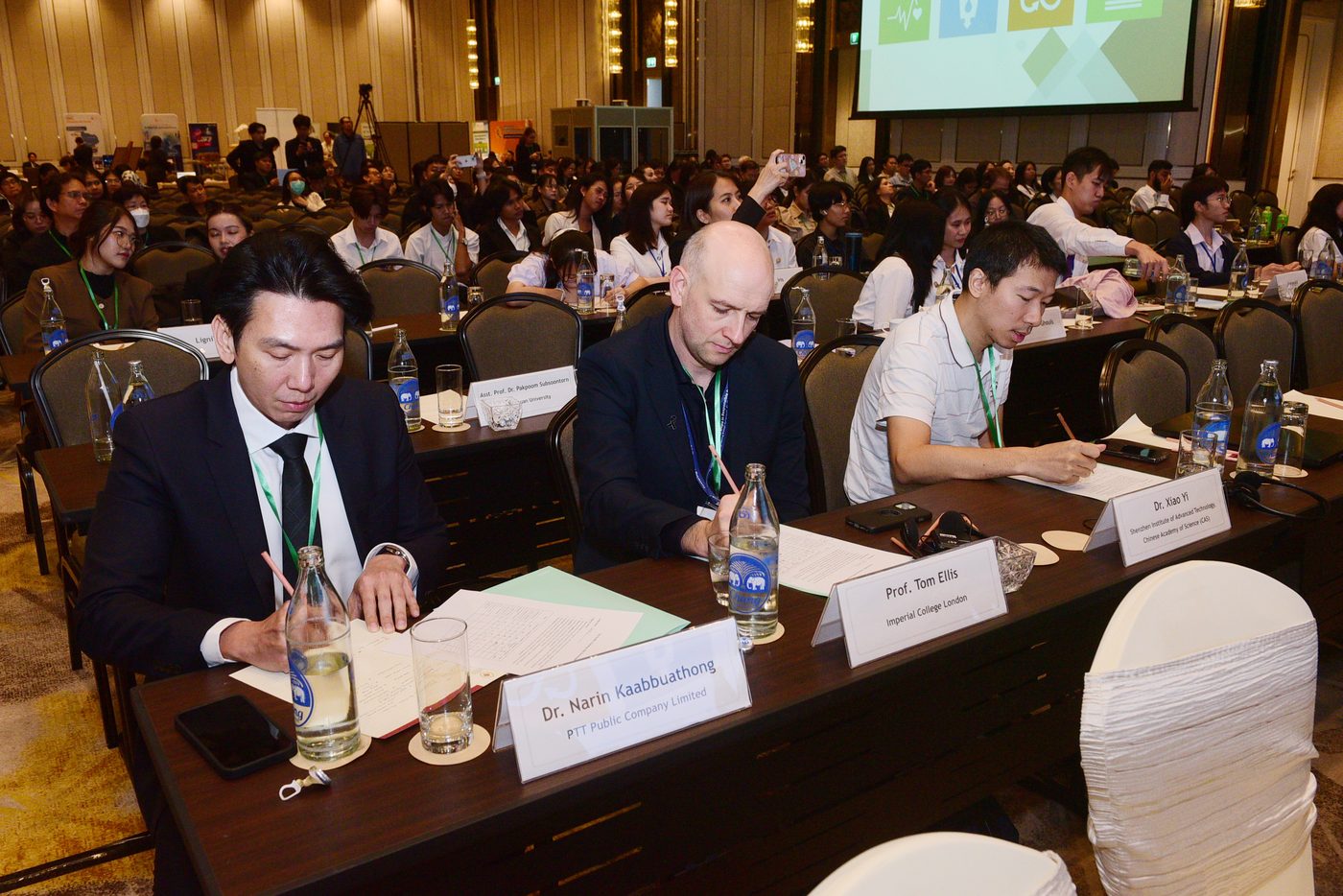 Team presentation at SynBio Forum 2025