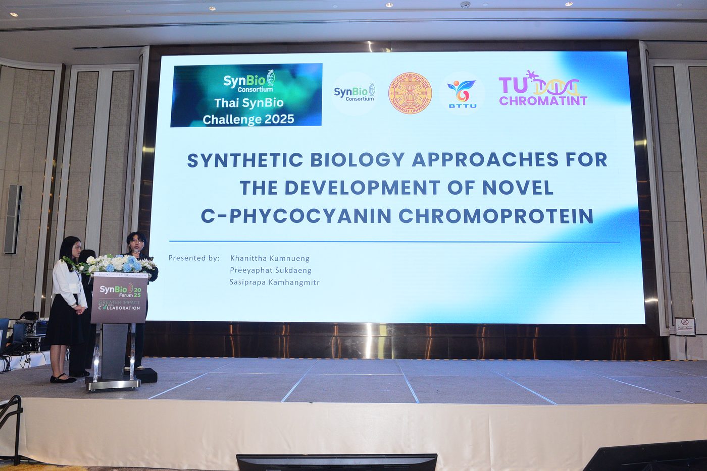 Team presentation at SynBio Forum 2025